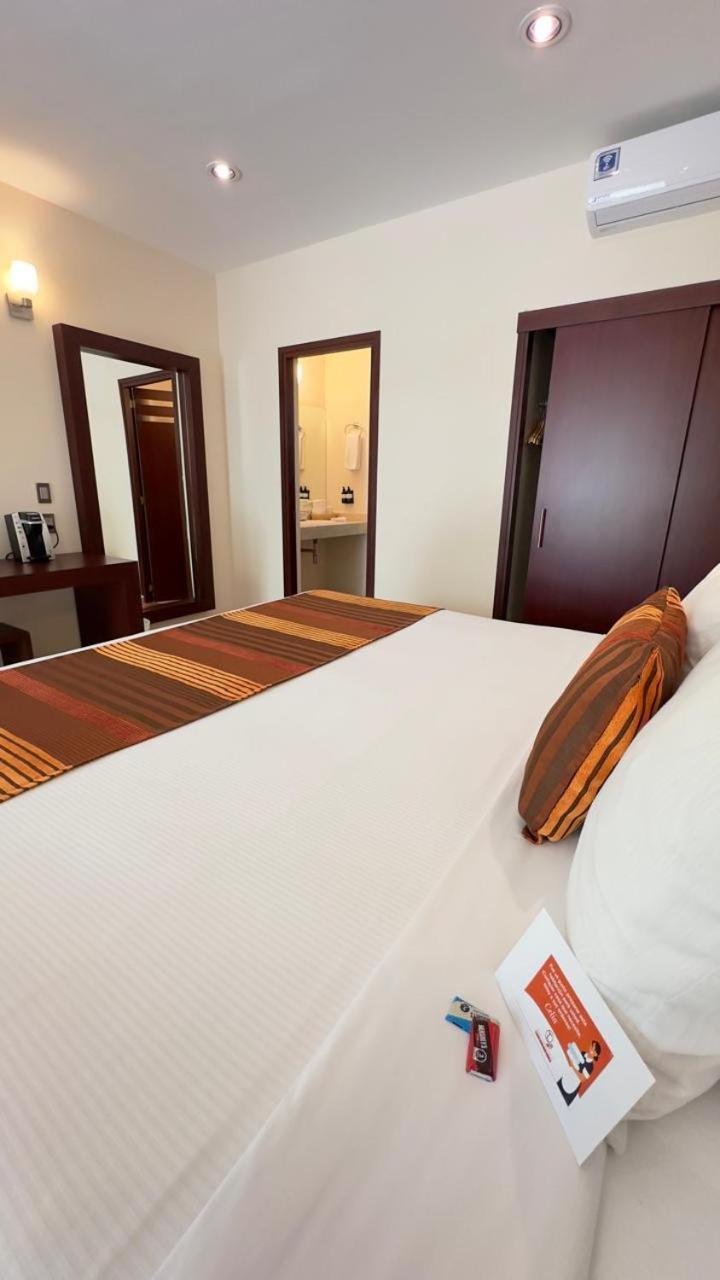 Hotel Quinta テキスキアパン エクステリア 写真
